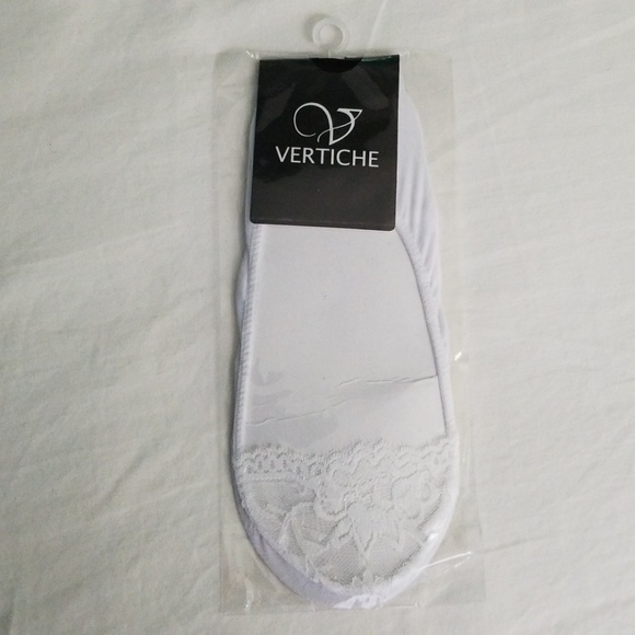 3for$15 Lace no show half socks for flats/heels - Picture 3 of 3